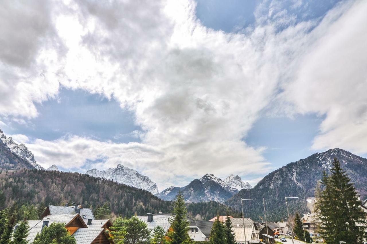 Klass 210 Kranjska Gora Exteriör bild